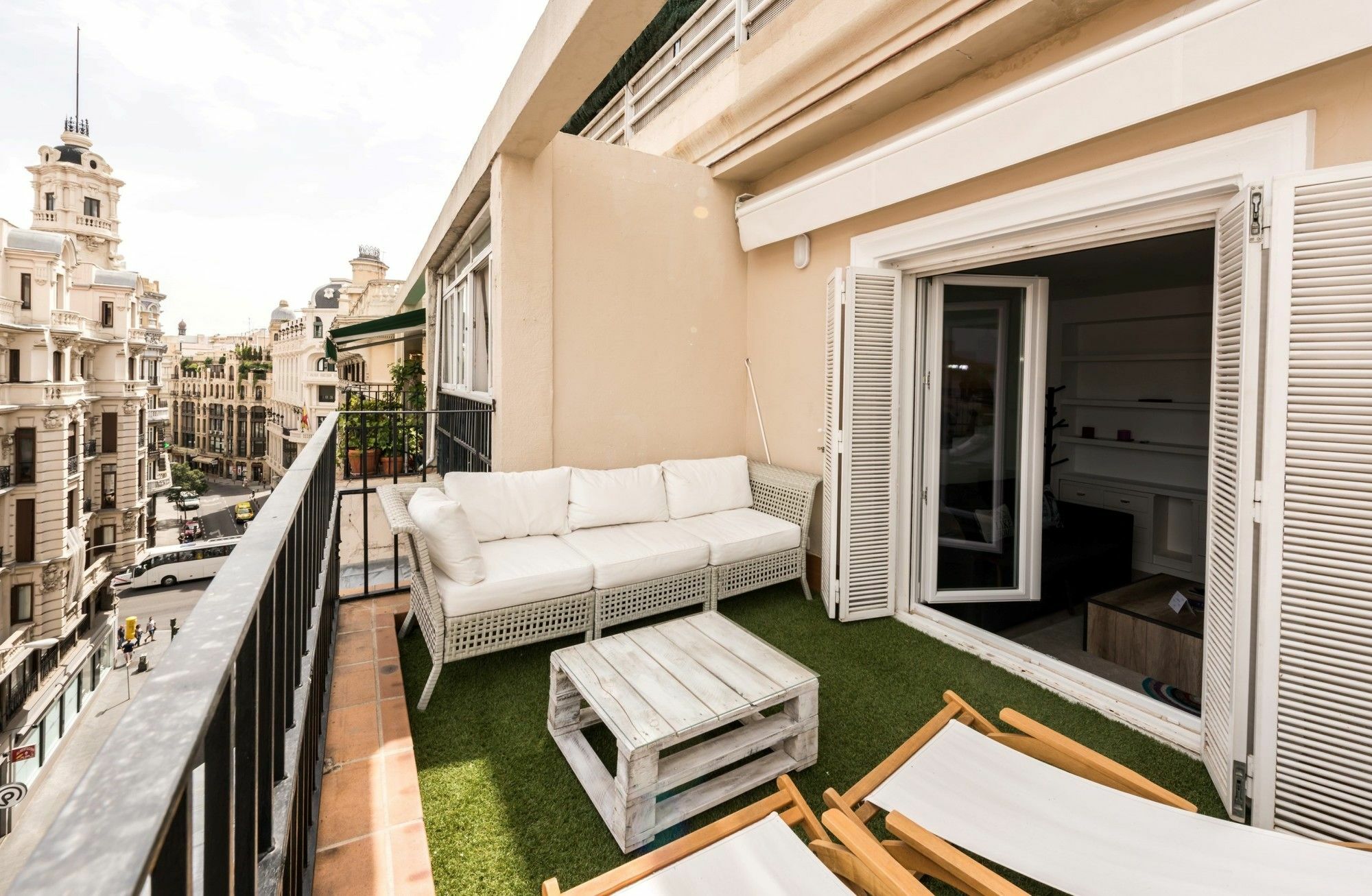 Gran Via Terrace City Center Madrid Exterior photo